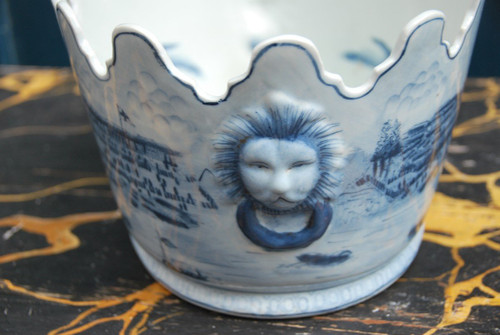 Oval Canopy In Chinese White Blue Porcelain