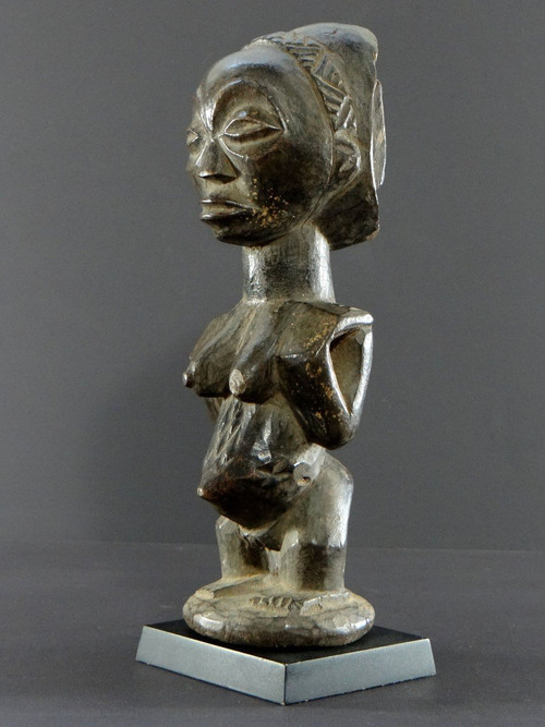 Hemba-Leute, Rep. Dem. Aus dem Kongo, erste Hälfte des 20. Jahrhunderts, weibliche Figurenskulptur