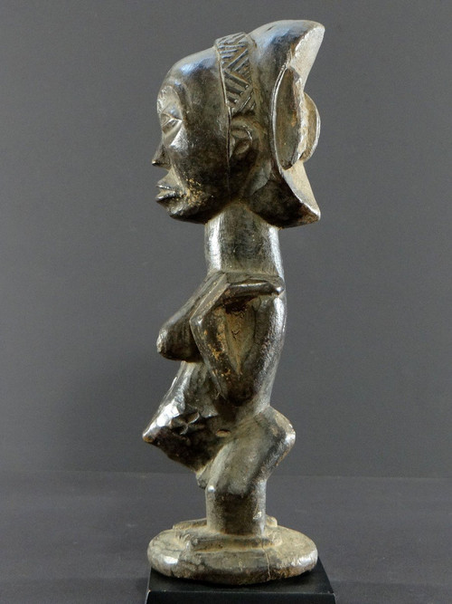 Hemba-Leute, Rep. Dem. Aus dem Kongo, erste Hälfte des 20. Jahrhunderts, weibliche Figurenskulptur