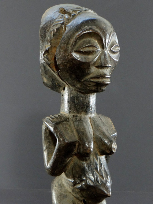 Hemba-Leute, Rep. Dem. Aus dem Kongo, erste Hälfte des 20. Jahrhunderts, weibliche Figurenskulptur