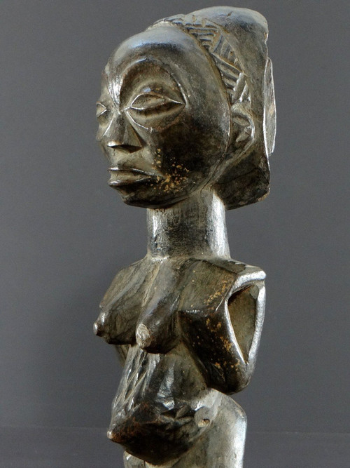 Hemba-Leute, Rep. Dem. Aus dem Kongo, erste Hälfte des 20. Jahrhunderts, weibliche Figurenskulptur