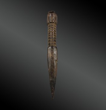 Ritual DAGGER called Phurbu - Tibet End of XIXth - beginning of XXth century - Wood with shiny patina and iron