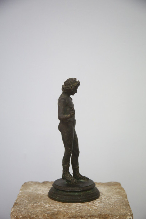 Bronzo della fine del XIX secolo raffigurante Narciso o Dioniso.