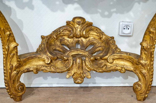 Regency period carved and gilded wood console table, early 18th century