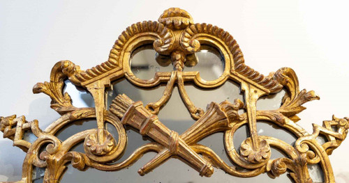 Important miroir à parcloses en bois doré  d'époque Louis XIV