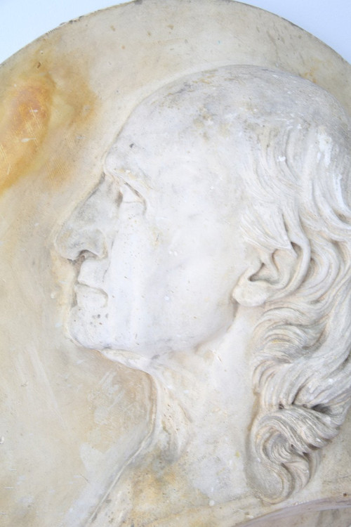 Grande medaglione in gesso di David D'Angers (1788-1756), fine XIX secolo.