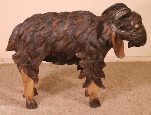 Ariete Scozzese In Legno Policromo - XIX Secolo