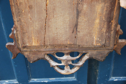 Piccolo specchio in legno lastronato e dorato XVIII Inghilterra