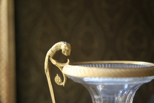 Vase d'époque Charles X en cristal et bronze doré.