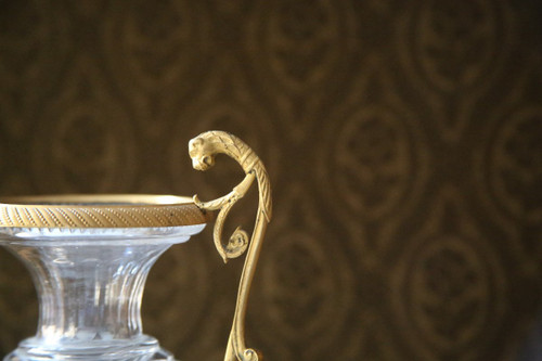 Vase d'époque Charles X en cristal et bronze doré.