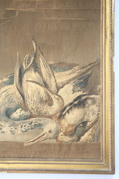Fine tapestry panel with birds from the late 18th century