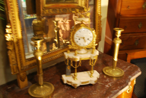 Portico Clock In White Marble And Gilt Bronze Louis XVI Period
