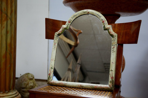 Vanity mirror in Parisian varnish, Louis XV period
