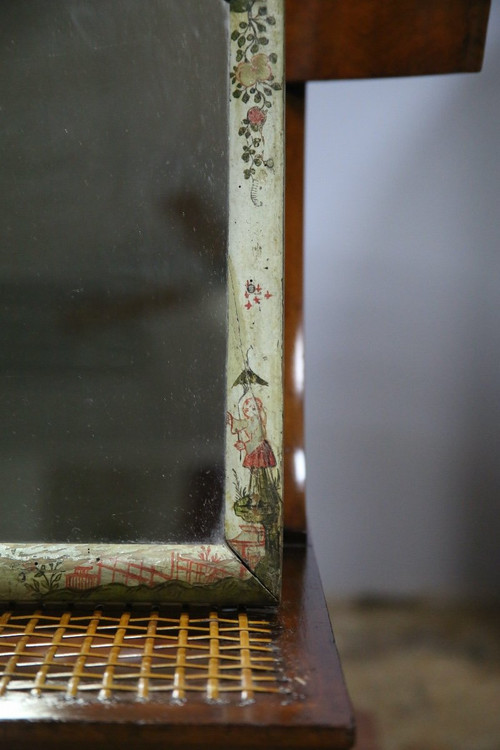 Vanity mirror in Parisian varnish, Louis XV period