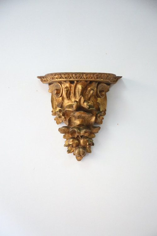 Console d’applique en bois sculpté et doré de style Baroque, Espagne, début XXème