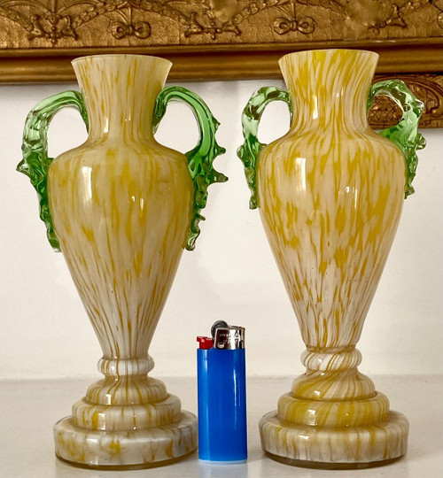 France, Années 1920/1940, Dans l'Esprit De Clichy, Paire De Vases En Verre Soufflé.