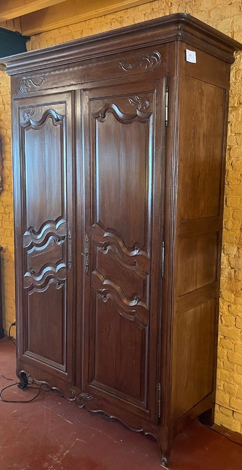 Armadio in rovere Luigi XV del XIX secolo