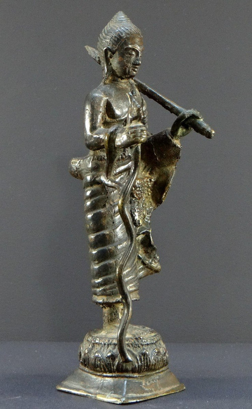 Cambogia, XIX Secolo, Statua di Buddha in bronzo.