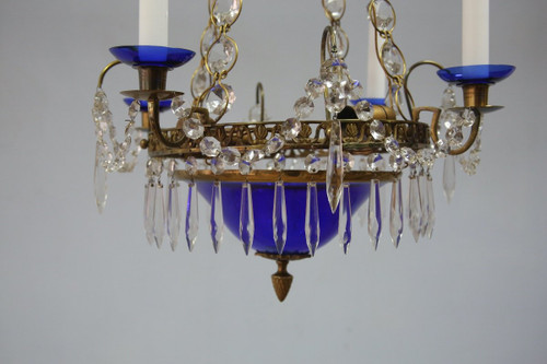 Lustre en bronze, verre taillé et verre bleu cobalt de style Gustavien, Suède