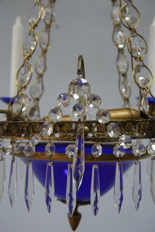 Lustre en bronze, verre taillé et verre bleu cobalt de style Gustavien, Suède