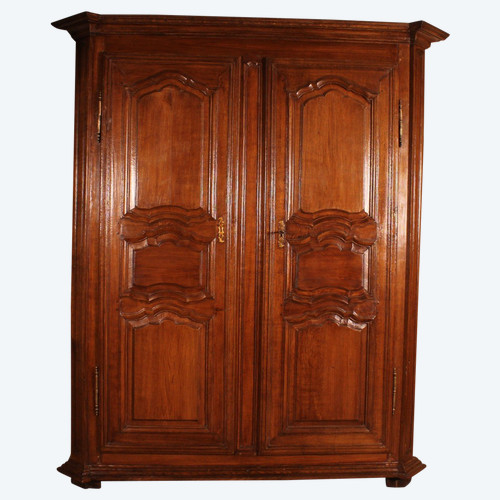 Importante Armoire Namuroise Louis XIV