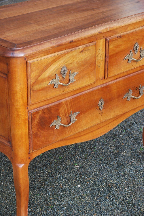Commode Sauteuse En Noyer D époque Louis XV