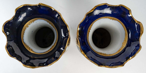 Coppia Di Vasi In Porcellana Di Bayeux Fine Ottocento