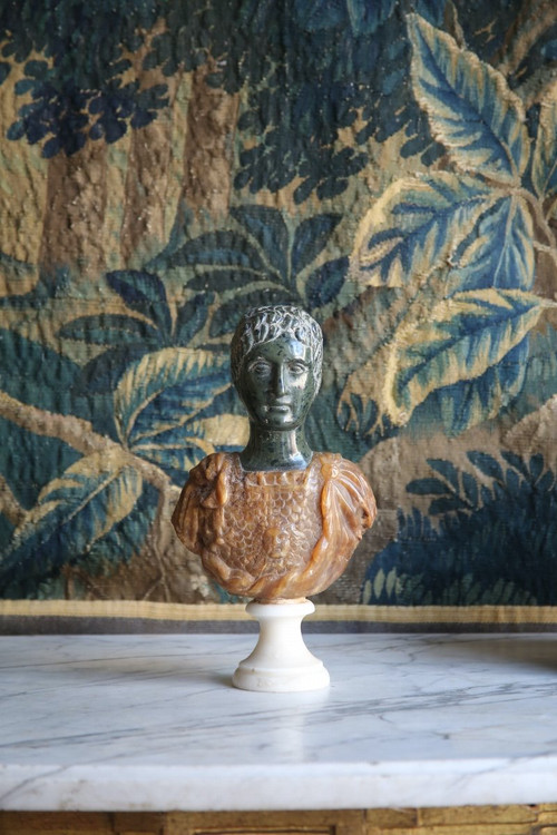 Antique-style marble bust of an emperor, 20th century