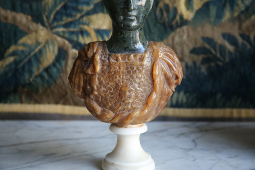 Antique-style marble bust of an emperor, 20th century