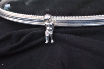 Besonders silberner Metalltisch mit vier Putten Putti XIX