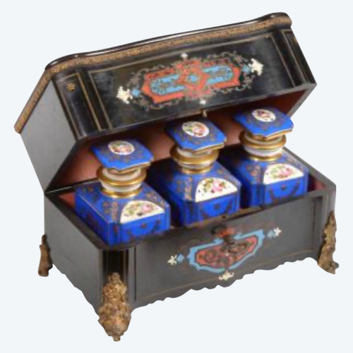 Scatola Di Bottiglie Di Profumo In Ebano E Boulle Intarsio