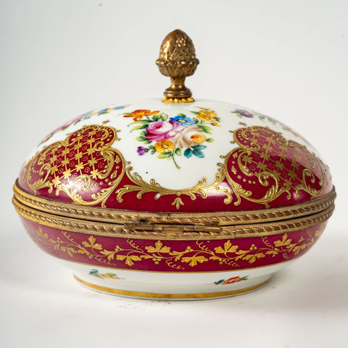 Coffret à bijoux en Porcelaine et Bronze Doré époque Nap III