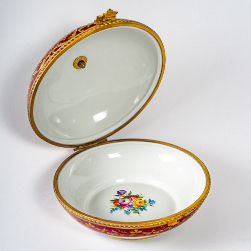 Coffret à bijoux en Porcelaine et Bronze Doré époque Nap III
