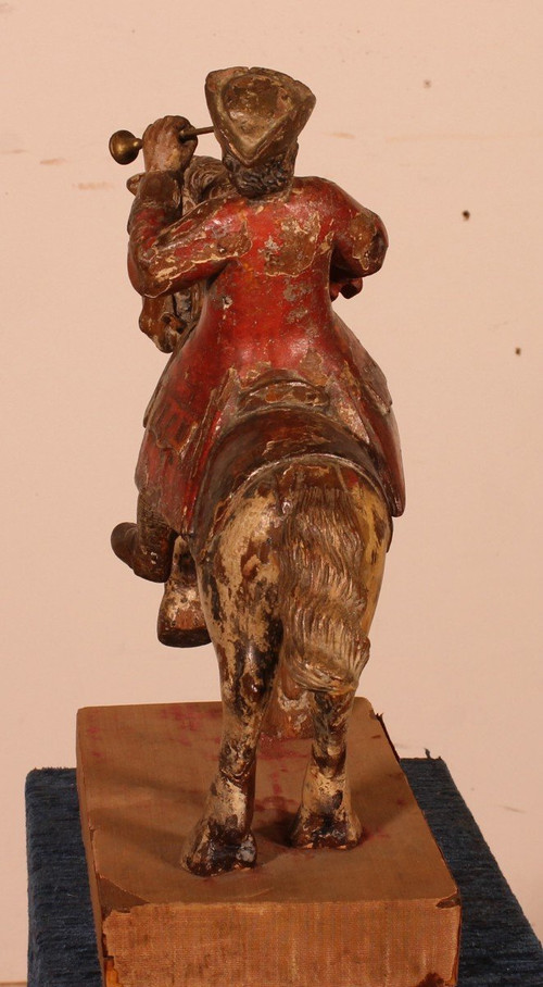Cavaliere In Legno Intagliato - 18° Secolo