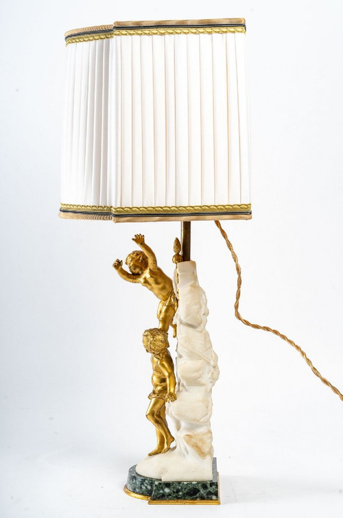 Lampada in bronzo dorato e marmo bianco Fin XIXème Siècle