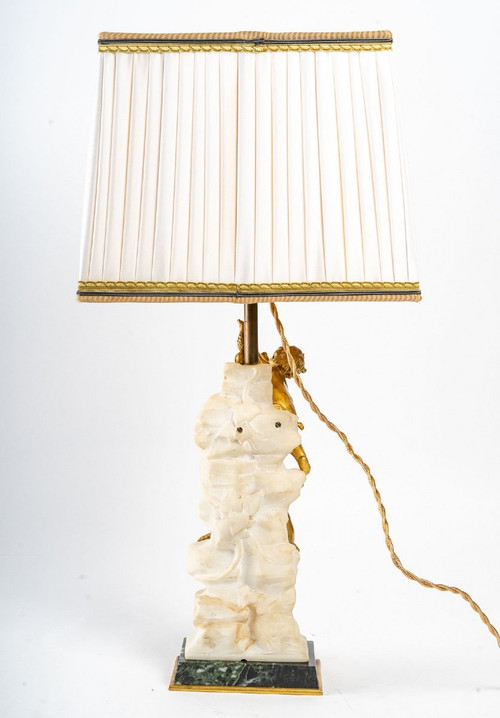 Lampada in bronzo dorato e marmo bianco Fin XIXème Siècle