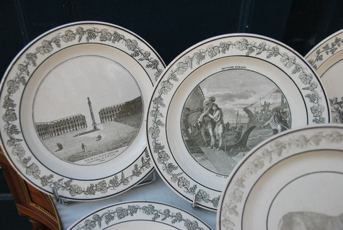Set Of 14 Creil And Motereau Plates 19th century