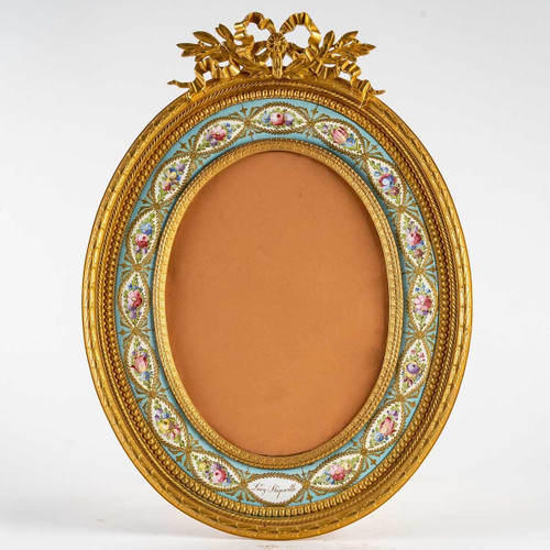 Grand Cadre Photo En Bronze et émail De Forme Ovale Fin XIXème Siècle