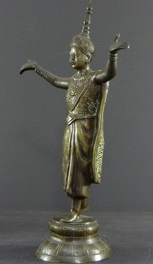 Thailand, Early 20th Century, Traditional Bronze Dancer Statue.