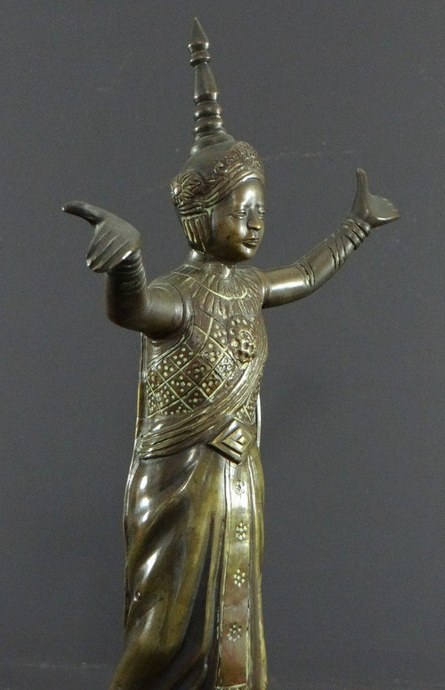 Thailand, Early 20th Century, Traditional Bronze Dancer Statue.