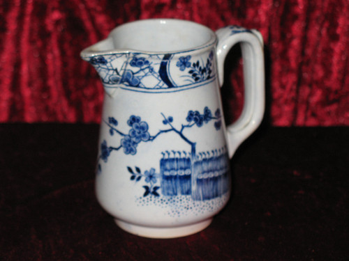 3 pichets pots à lait en faïence de Creil et Montereau décor Japon époque 19ème 