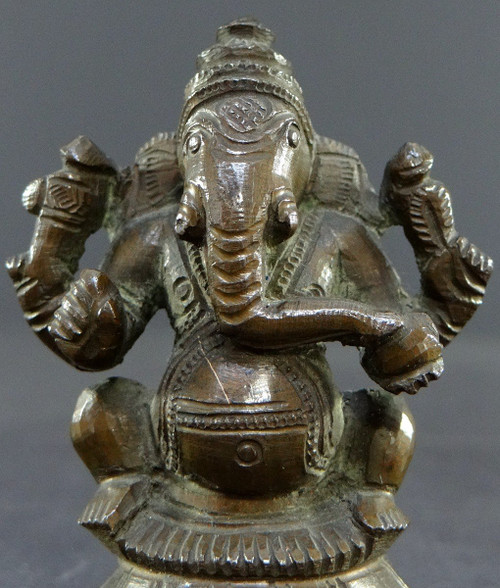 Inde, XIXème Siècle, Ancienne Petite Statue De Ganesh En Bronze.