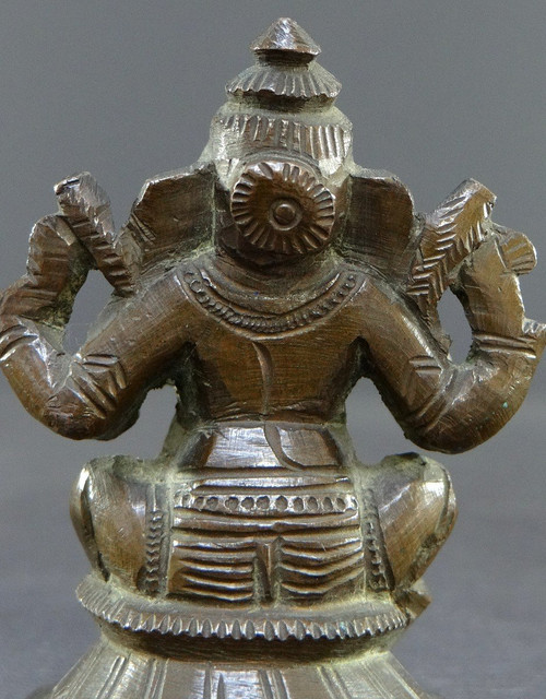 Inde, XIXème Siècle, Ancienne Petite Statue De Ganesh En Bronze.