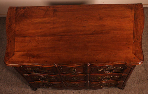 Commode Arbalète En Noyer 18° Siècle Louis XV