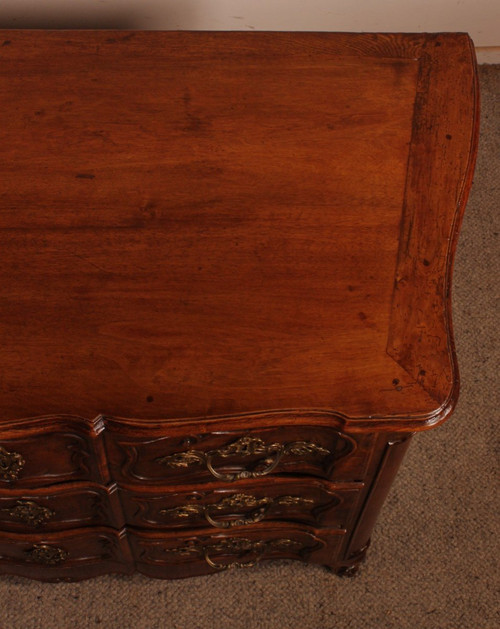 Commode Arbalète En Noyer 18° Siècle Louis XV