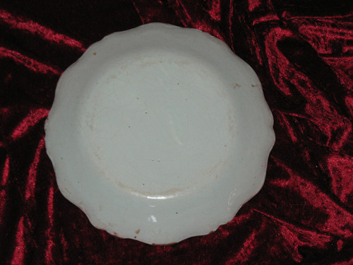 Lille earthenware plate, early 18th century, floral design