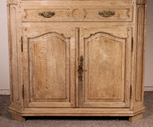Louis XIV Natural Oak Display Case - 19th Century