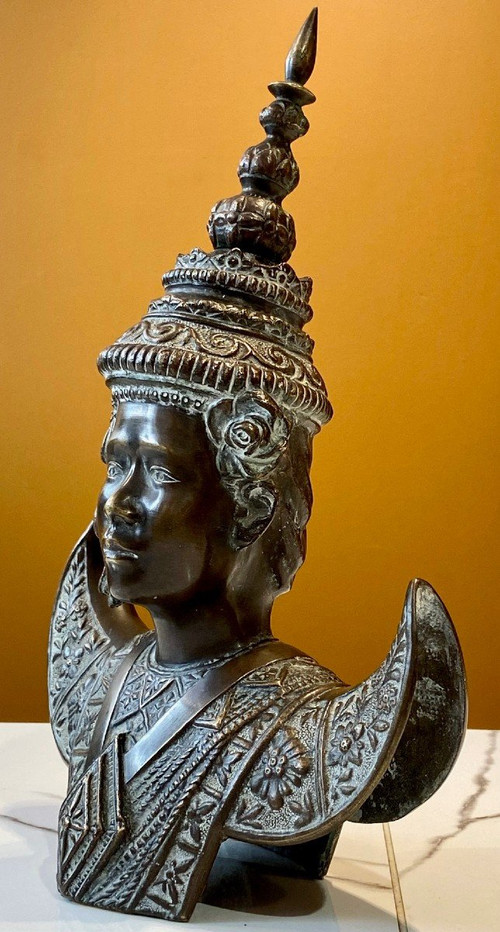 Thailand, First Third Of The 20th Century, Bronze Bust Of A Dancer.