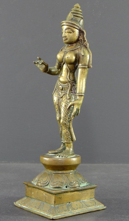 India, fine XIX - inizio XX secolo, statua di bronzo di Parvati.