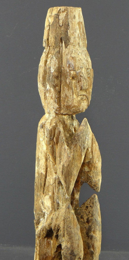 Nepal, Ende des 19. bis Anfang des 20. Jahrhunderts, Statue eines Herdbeschützers aus Holz.
